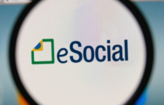 Saiba como funciona o novo eSocial para médias e grandes empresas