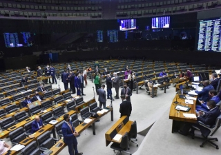 Câmara aprova regime de urgência a projeto que reabre prazo de regularização tributária