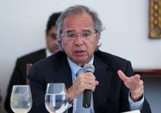 Setor de serviços critica reforma de Guedes e pede desoneração