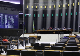 Câmara aprova MP que altera regras para assembleias gerais em empresas
