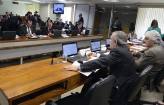 Comissão do Senado aprova redução de imposto para representantes comerciais